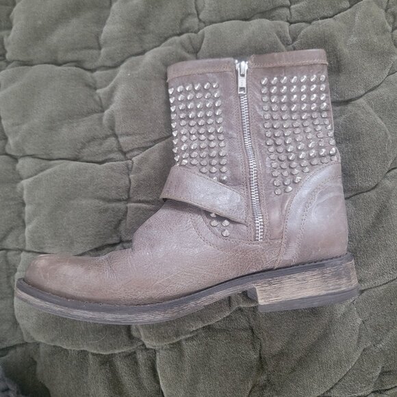 Steve Madden Monicaa studded leather biker boot - Picture 2 of 3